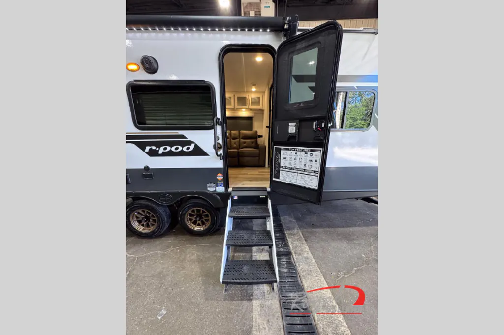 2027 Forest River R-Pod RP-207, Photos photo 5