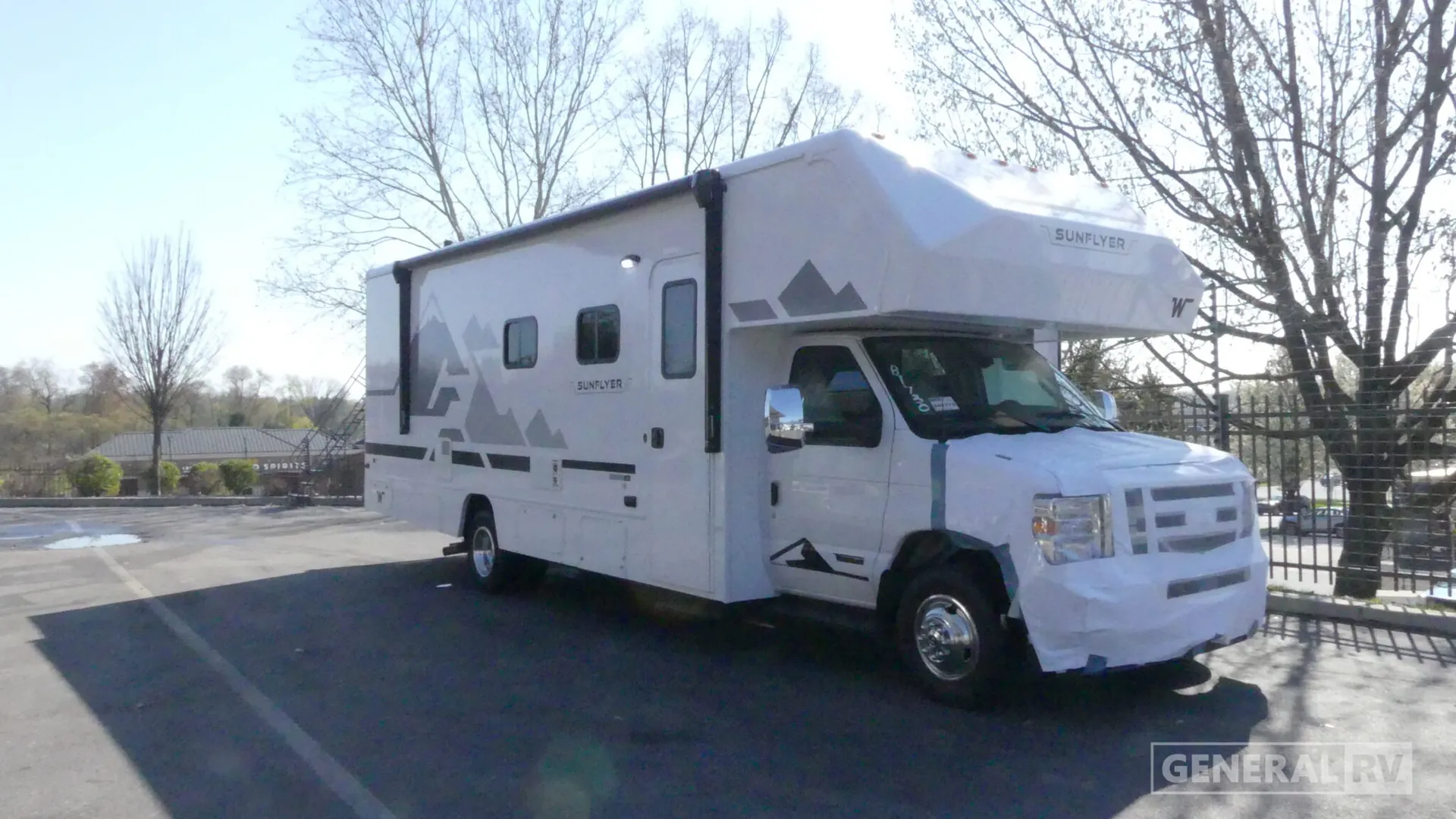 2027 Winnebago Sunflyer 28MB - Photo 2