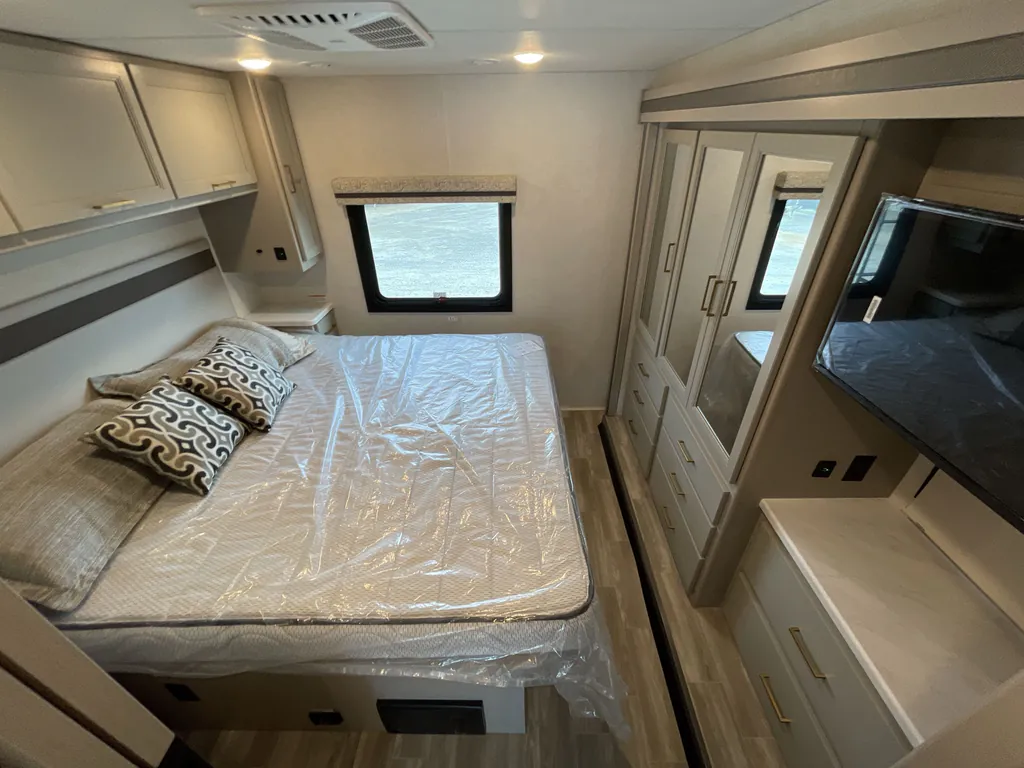 2026 Thor Motor Coach Windsport 29L, Photos photo 25