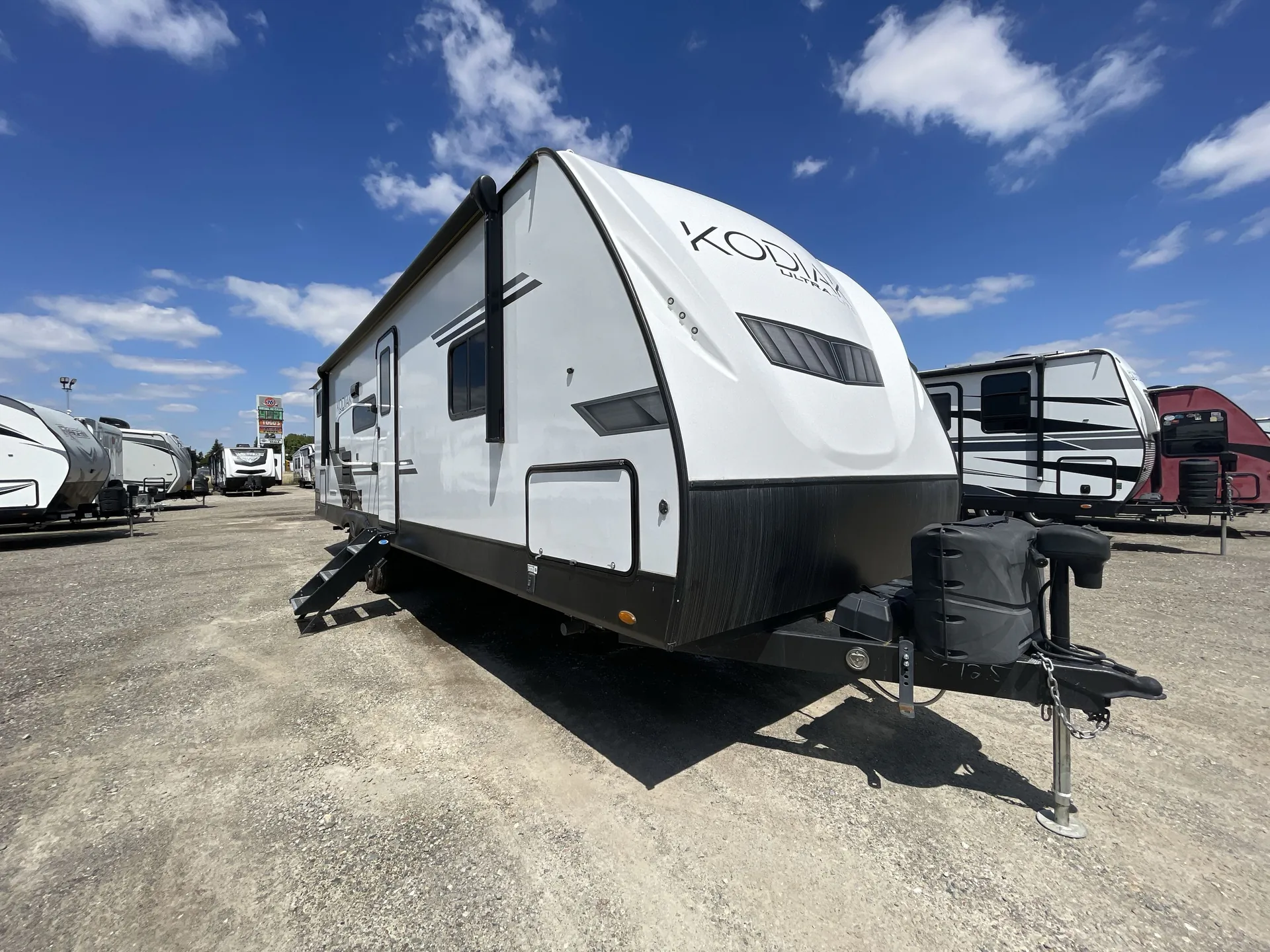 2022 Dutchmen Kodiak Ultra-Lite 296BHSL - Photo 2