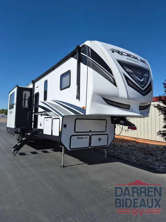2019 Forest River Vengeance Rogue 295-18 - Photo 2