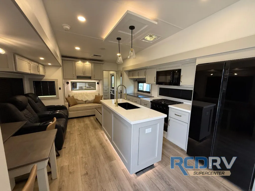 2025 Brinkley Model Z 3515, Photos photo 4