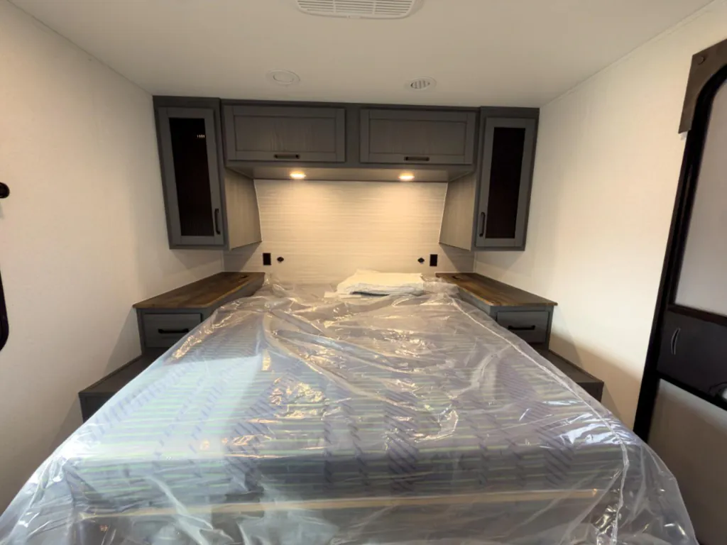 2027 Forest River Solaire 3150TBSS, Photos photo 41
