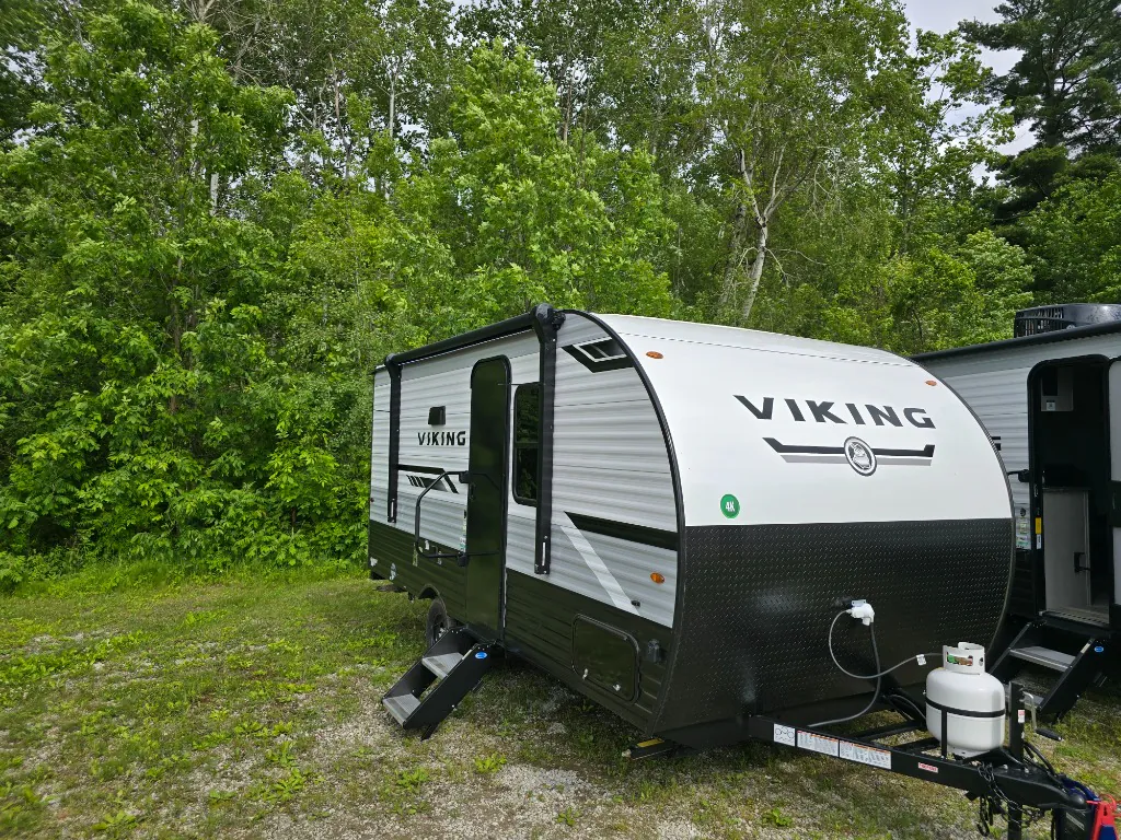 2024 Forest River Viking 18FQ - Photo 2