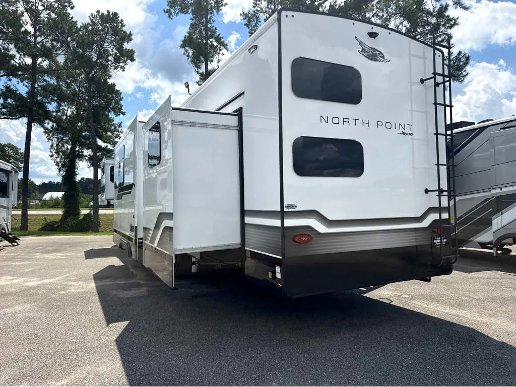 2027 Jayco North Point 391TBBH, Photos photo 3