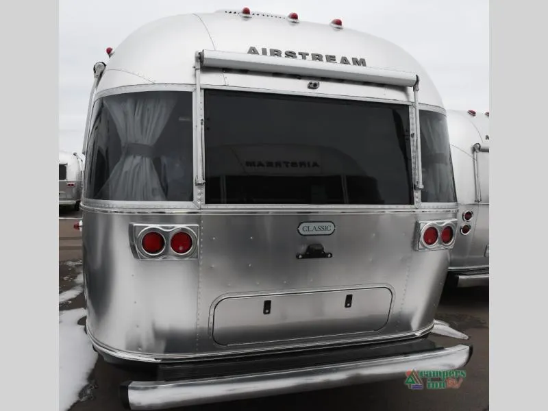 2026 Airstream Classic 28RB - Photo 4