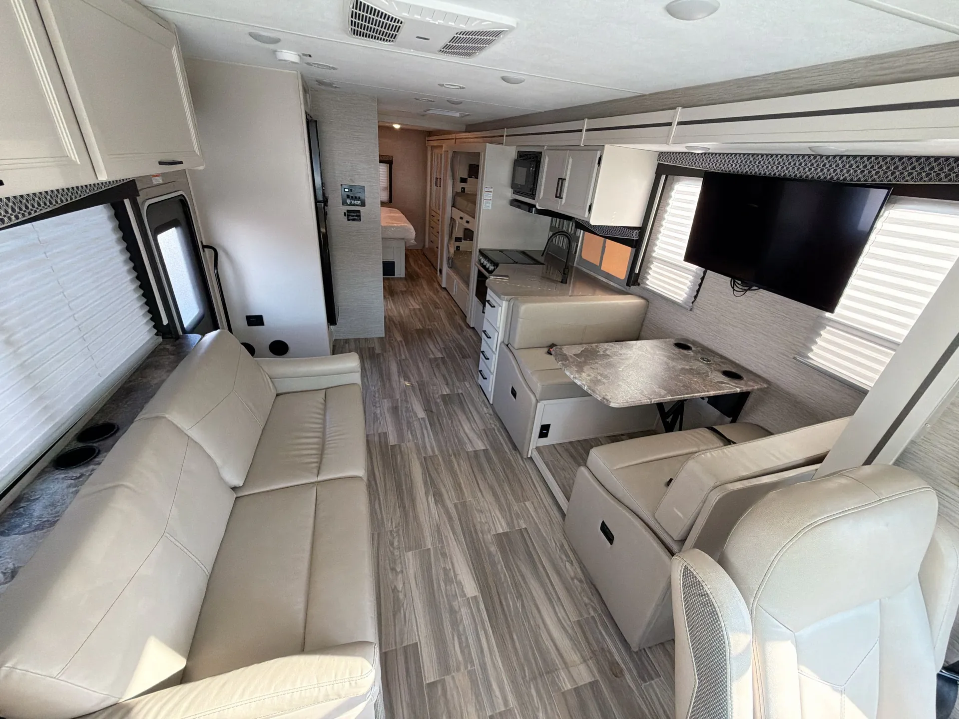 2023 Thor Motor Coach Resonate 32B — living area main