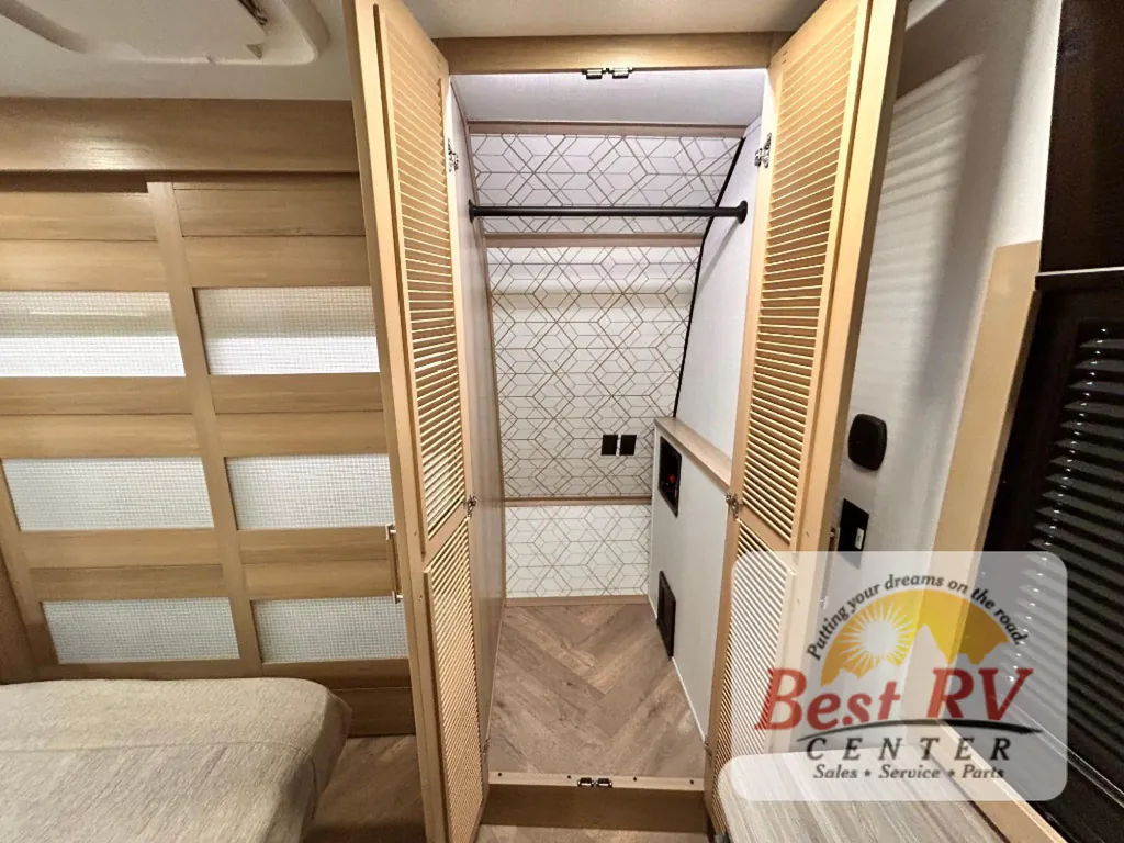 2026 Keystone Raptor 433, Photos photo 75