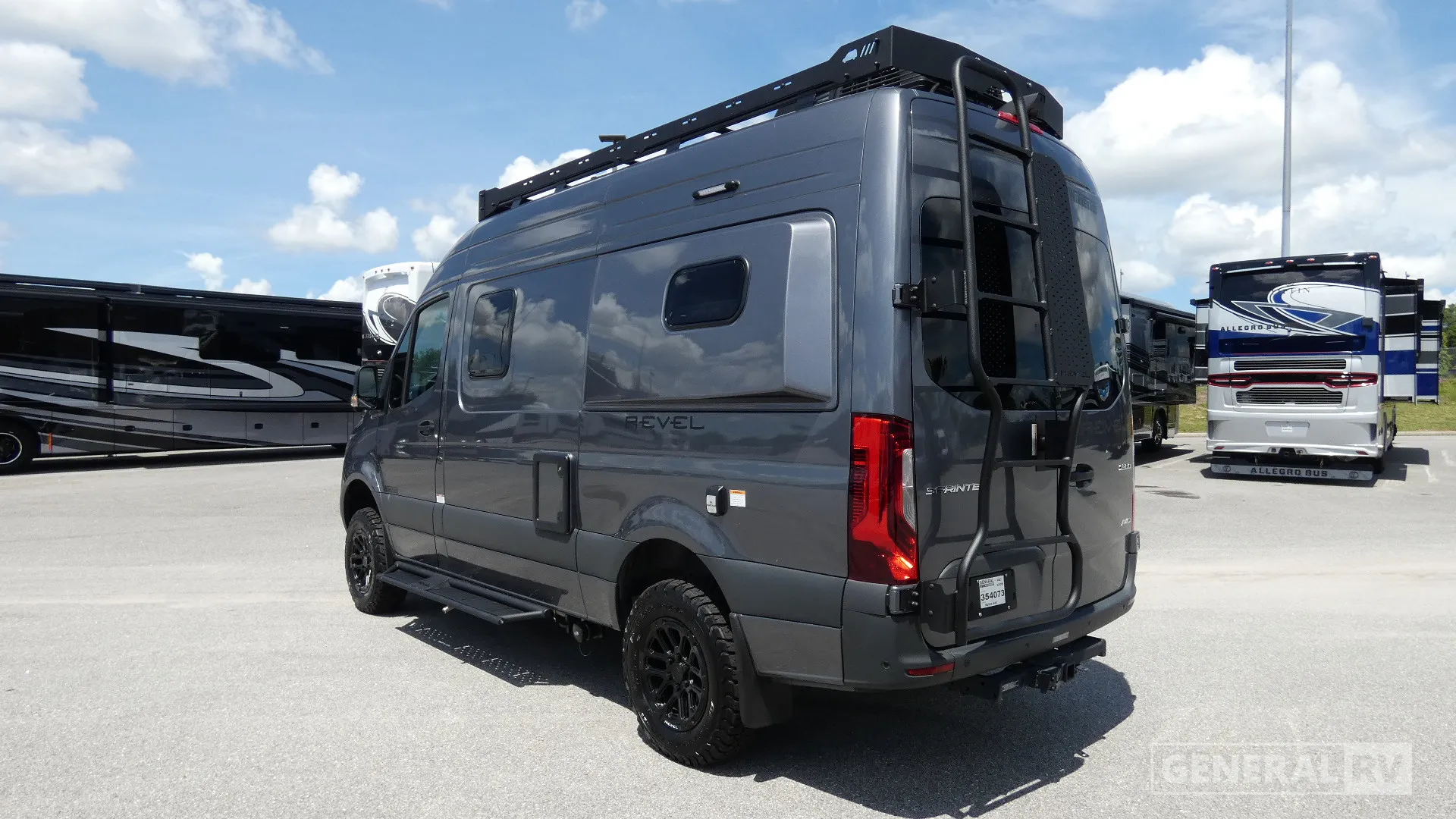 2027 Winnebago Revel 44E - Photo 4