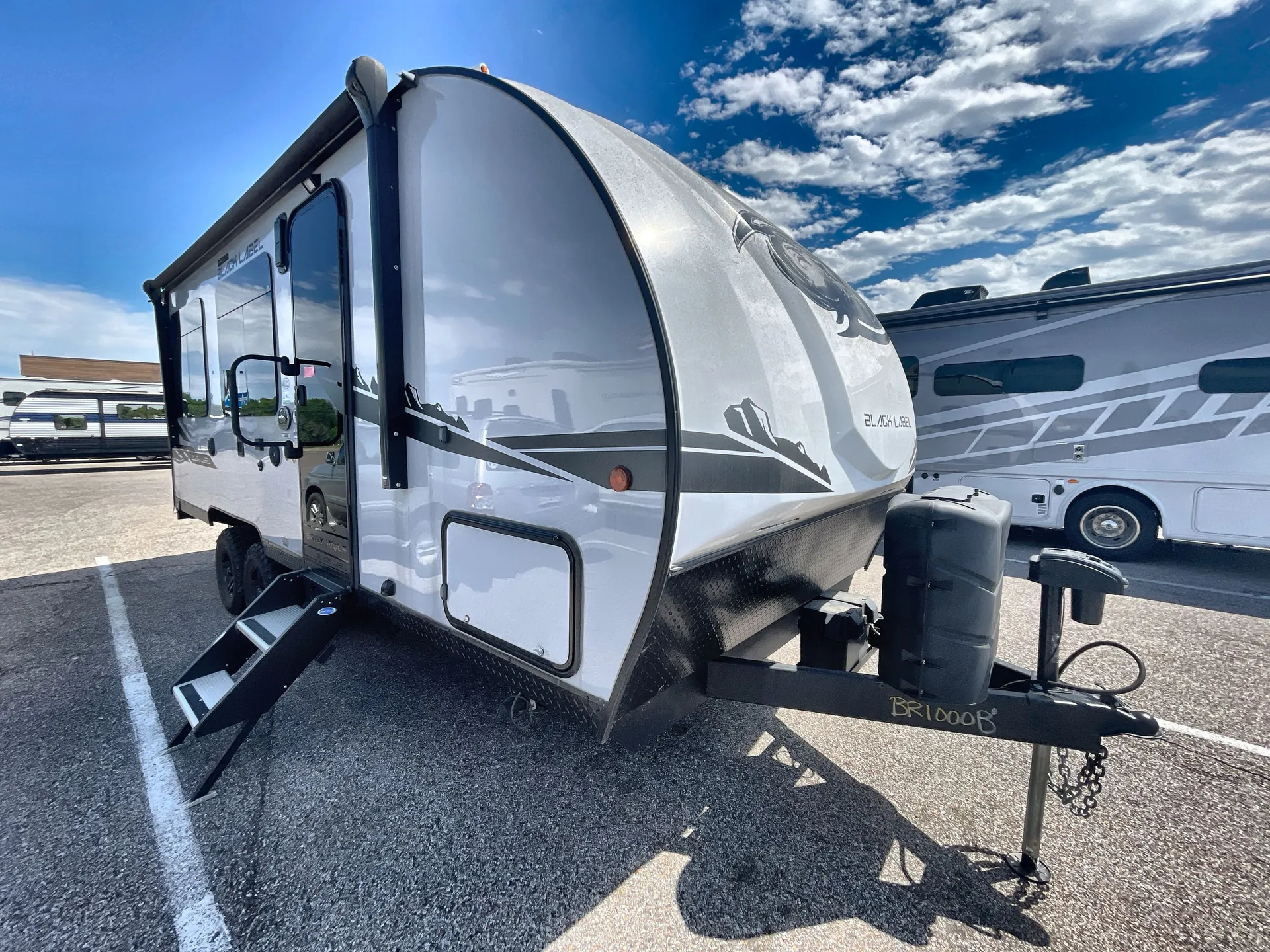 2023 Forest River Grey Wolf Black Label 18RRBL - Photo 2
