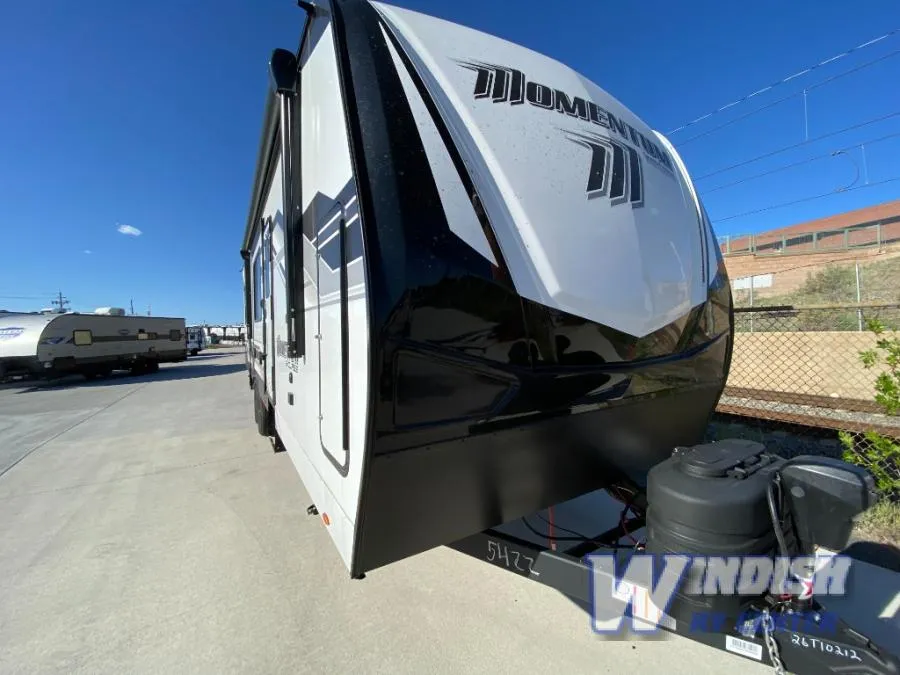 2026 Grand Design Momentum G-Class 31G - Photo 2