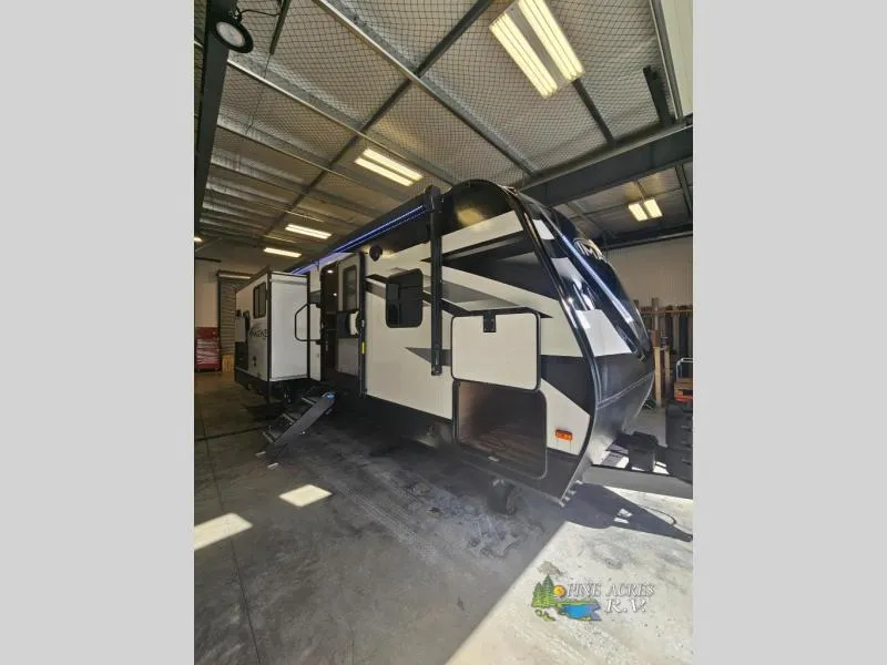 2022 Grand Design Imagine 2670MK - Photo 2