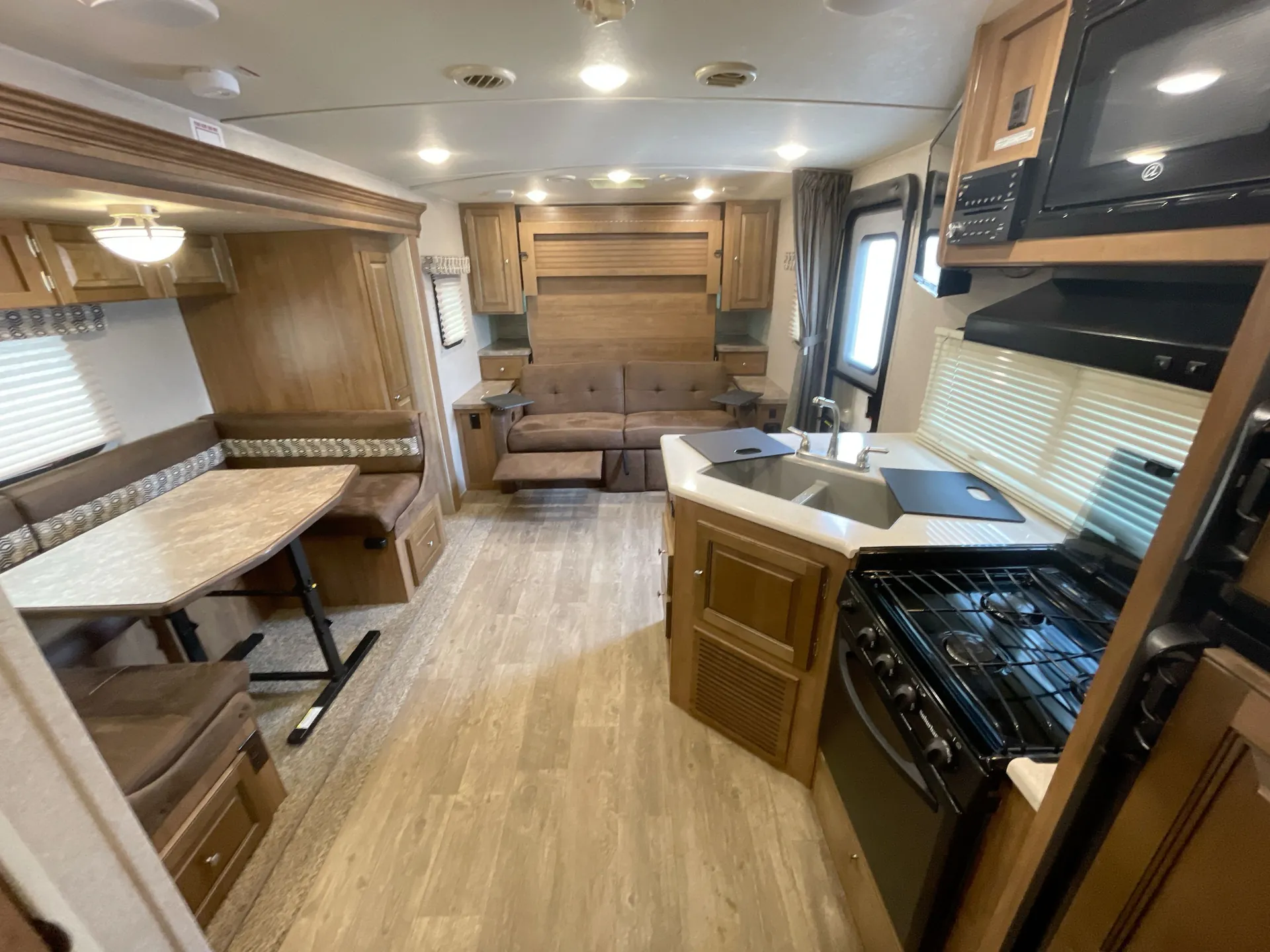2019 Forest River Rockwood Mini Lite 2507S — fireplace