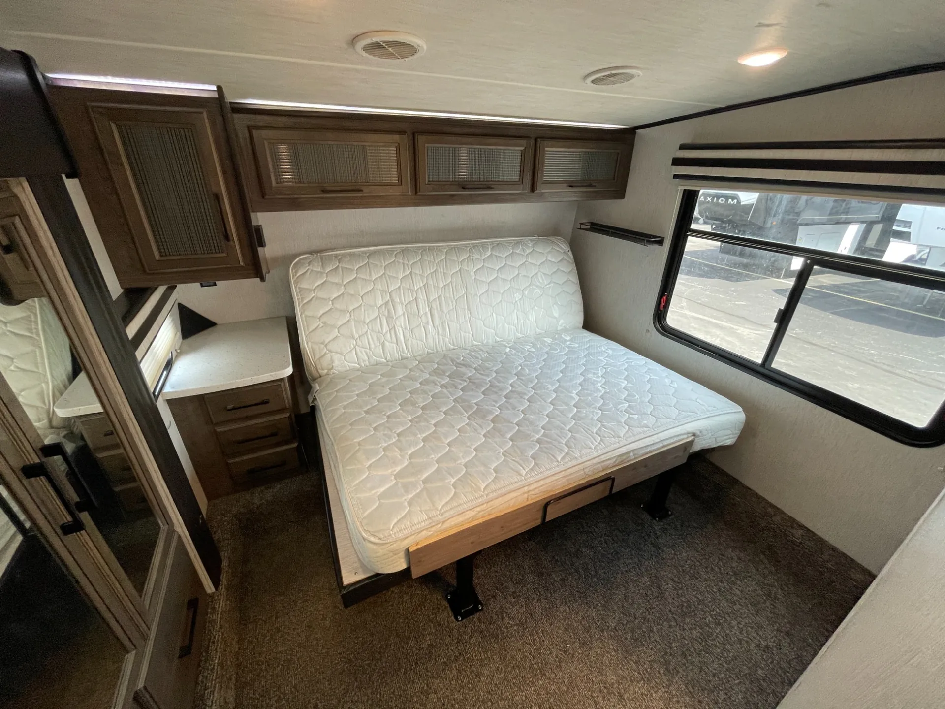 2019 Heartland Cyclone 4270 - Photo 4