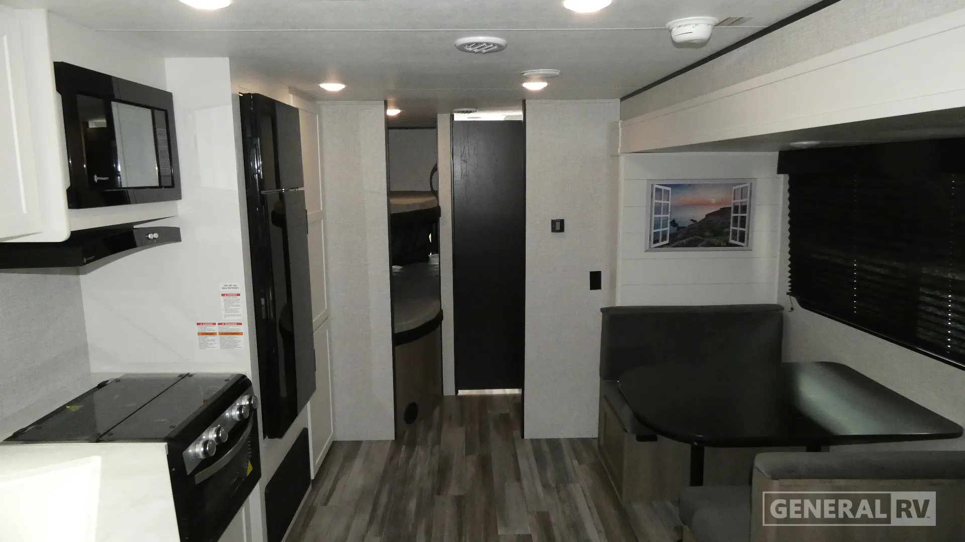 2025 Jayco Jay Flight 261BHS - Photo 3