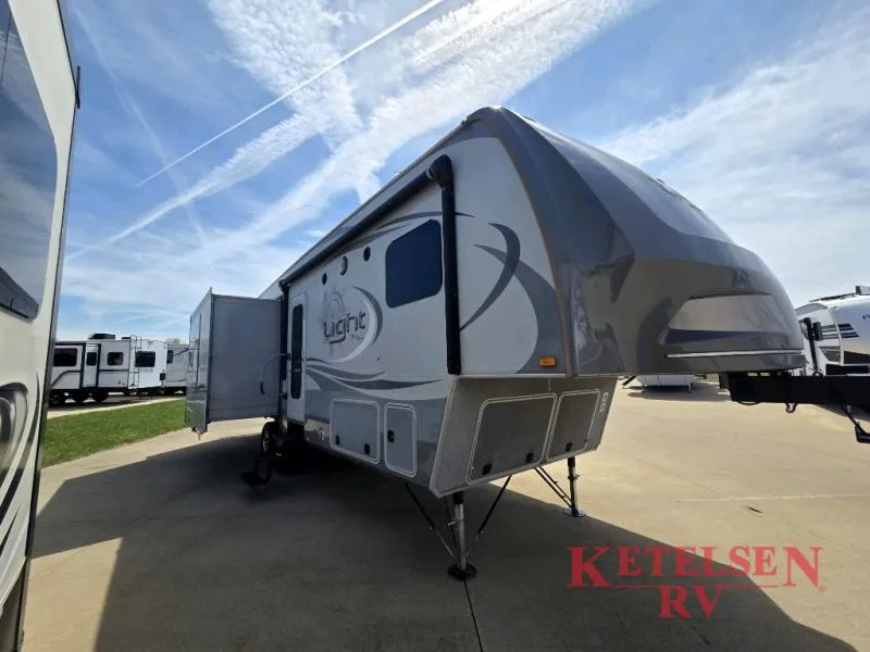 2015 Highland Ridge Open Range Light 318RLS - Main photo