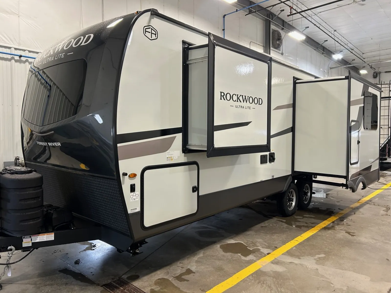 2026 Forest River Rockwood Ultra Lite 2618RD - Photo 4