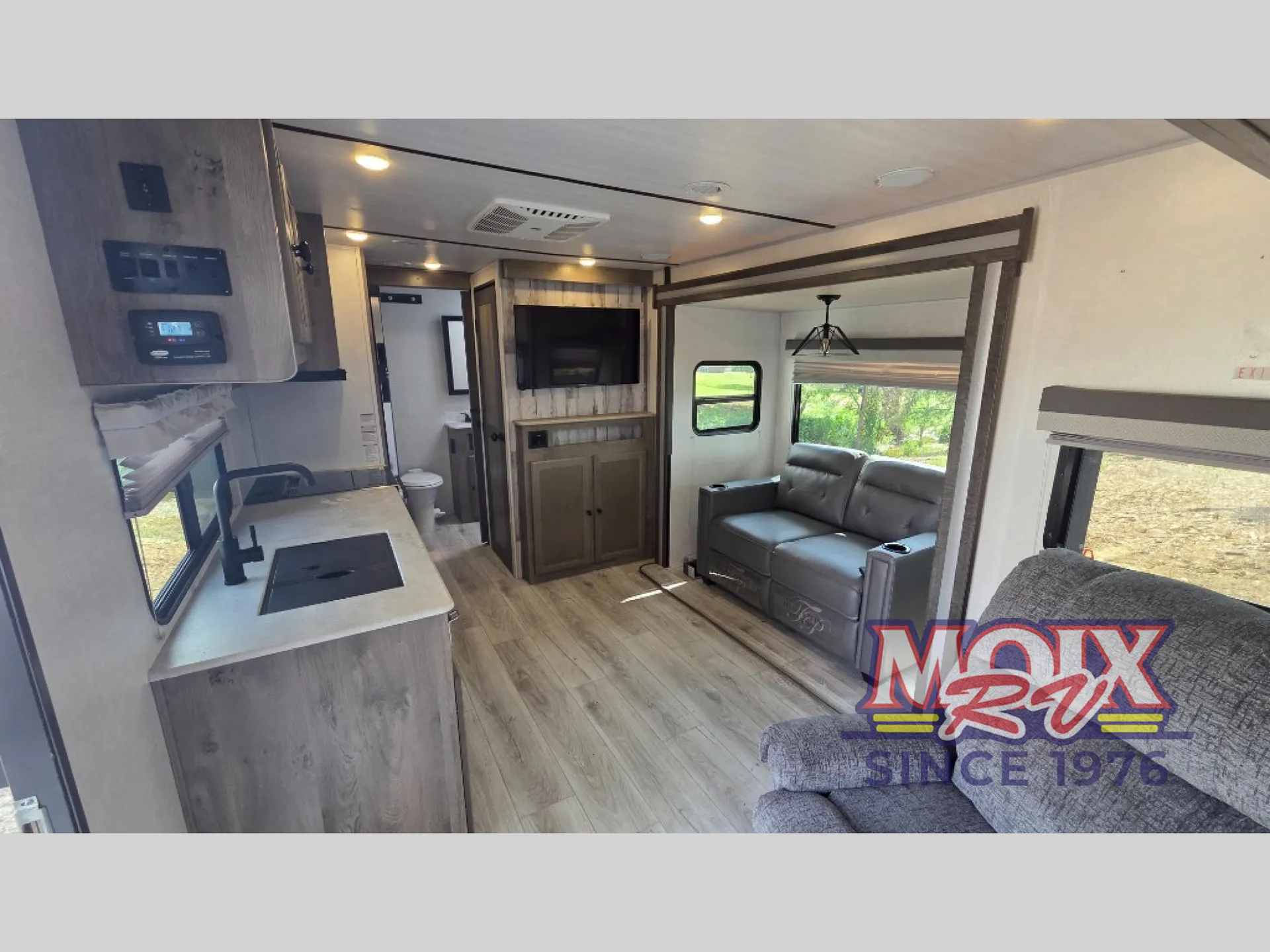 2022 Forest River Surveyor Legend 252RBLE - Photo 3
