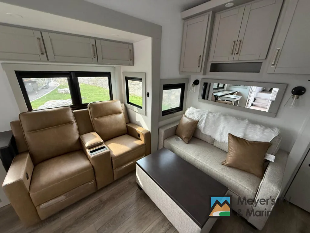 2026 Brinkley Model Z 3515, Photos photo 8
