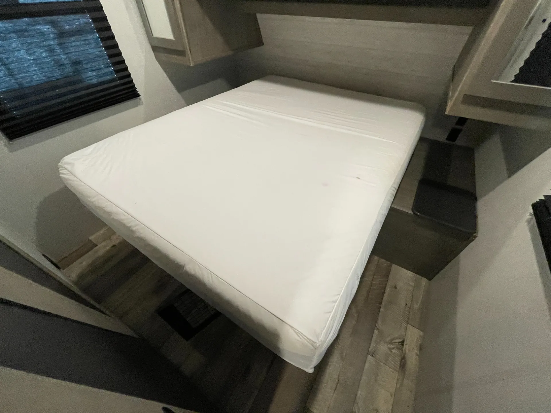 2021 Keystone Outback Ultra-Lite 244UBH - Photo 4