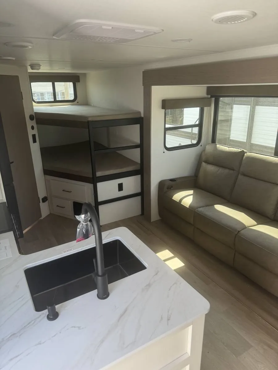 2026 Grand Design Transcend Xplor 23BHX - Photo 4