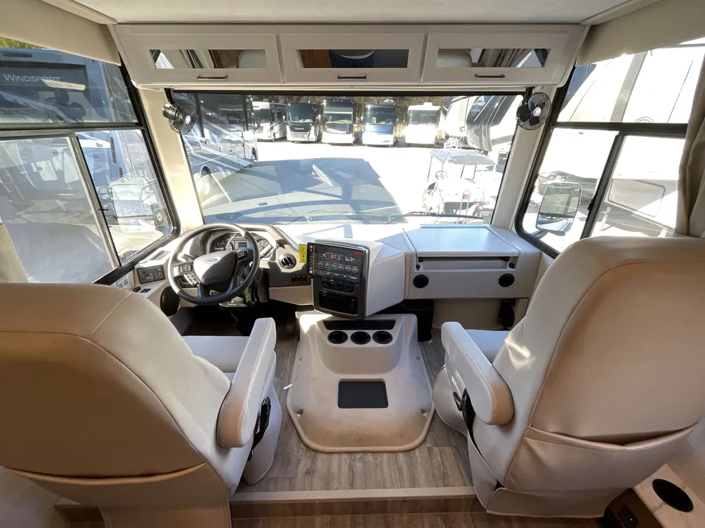 2026 Thor Motor Coach Freedom Traveler A29, Photos photo 35