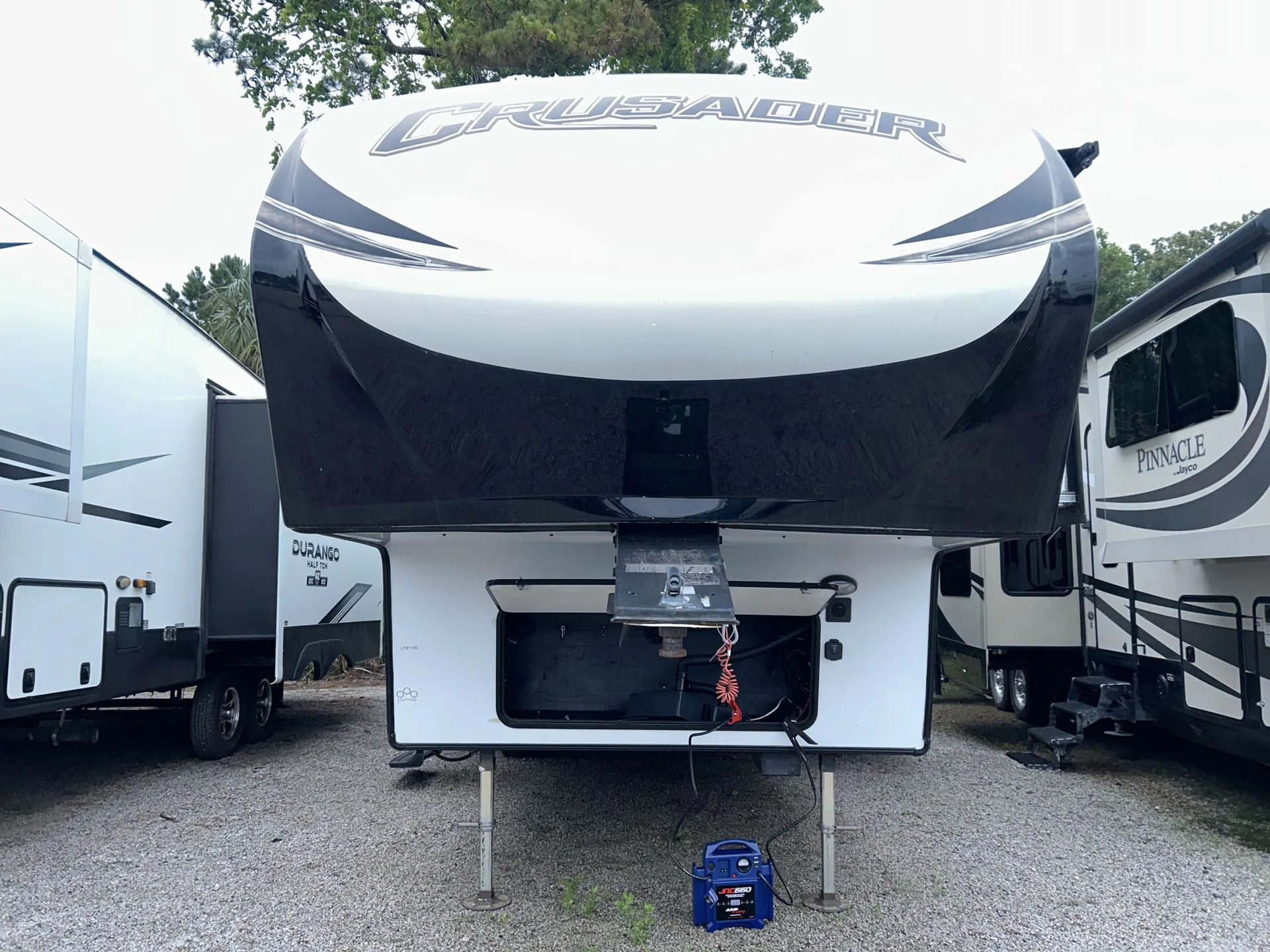 2019 Prime Time Crusader Lite 29RS - Photo 2
