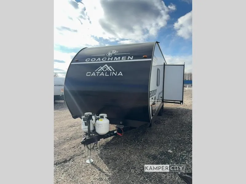 2026 Coachmen Catalina Summit Series 8 231MKS - Photo 2