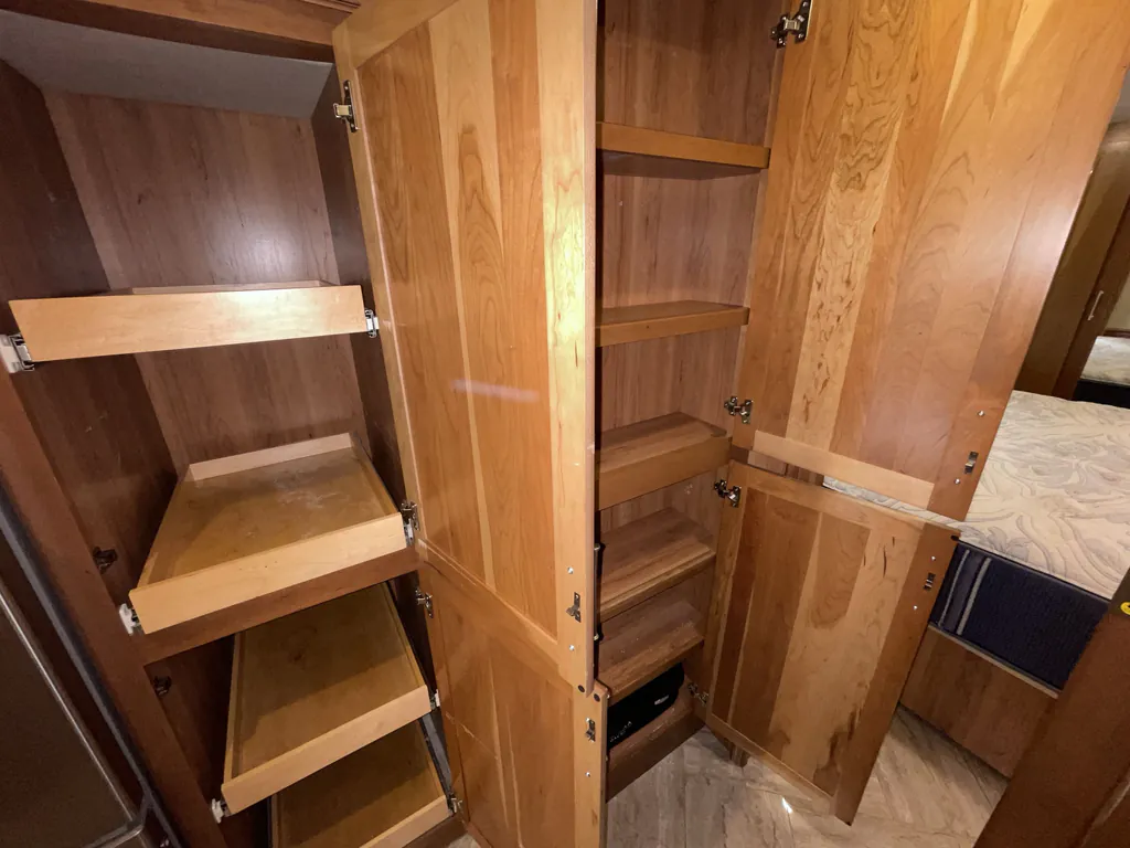 2019 entegra coach Aspire 38M, Photos photo 13