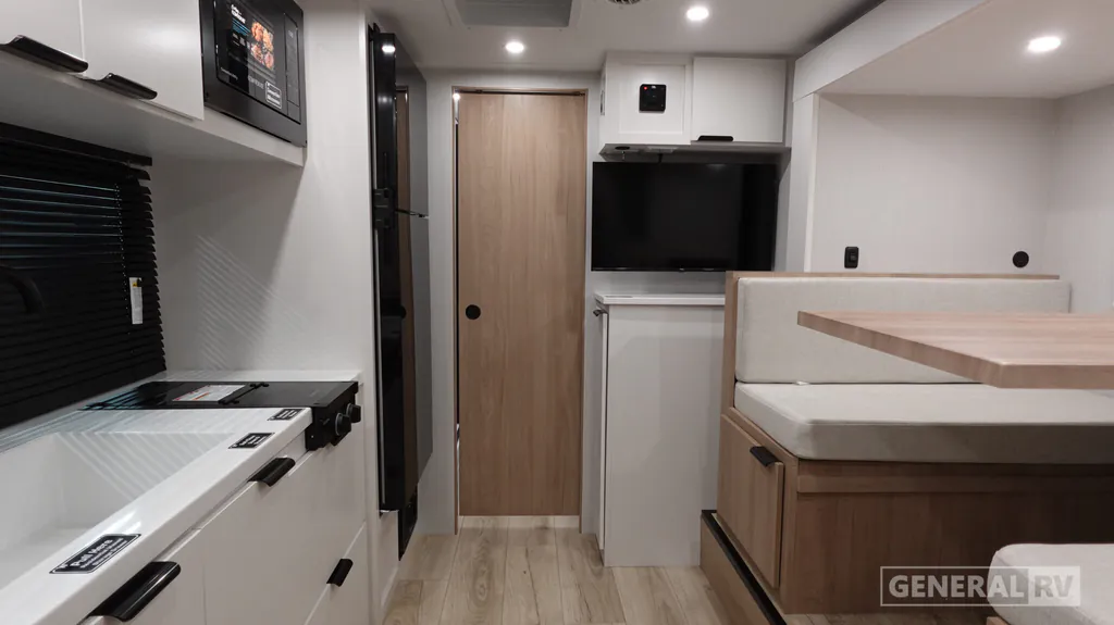 2027 Winnebago Micro Minnie 2108DS, Photos photo 2