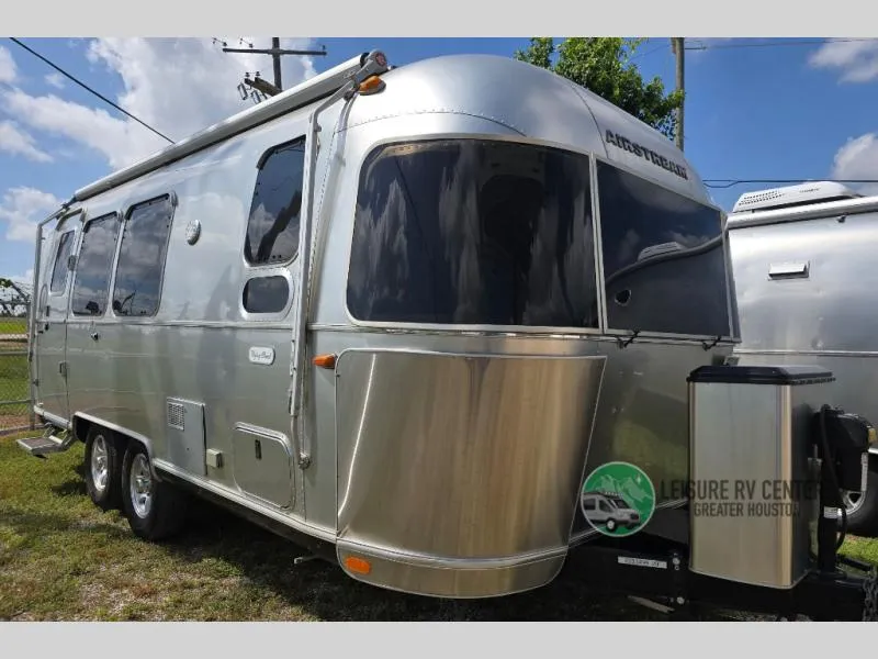 2020 Airstream Flying Cloud 23FB - Photo 2