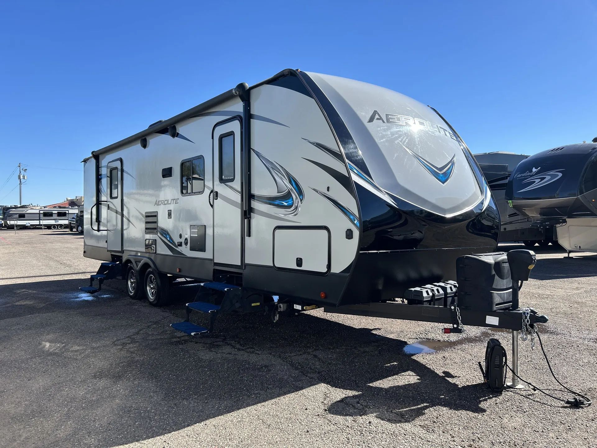 2018 Dutchmen Aerolite Luxury 284BHSL - Photo 2