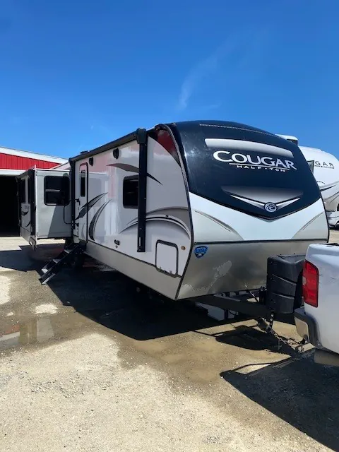 2022 Keystone RV Cougar Half-Ton 33RLI