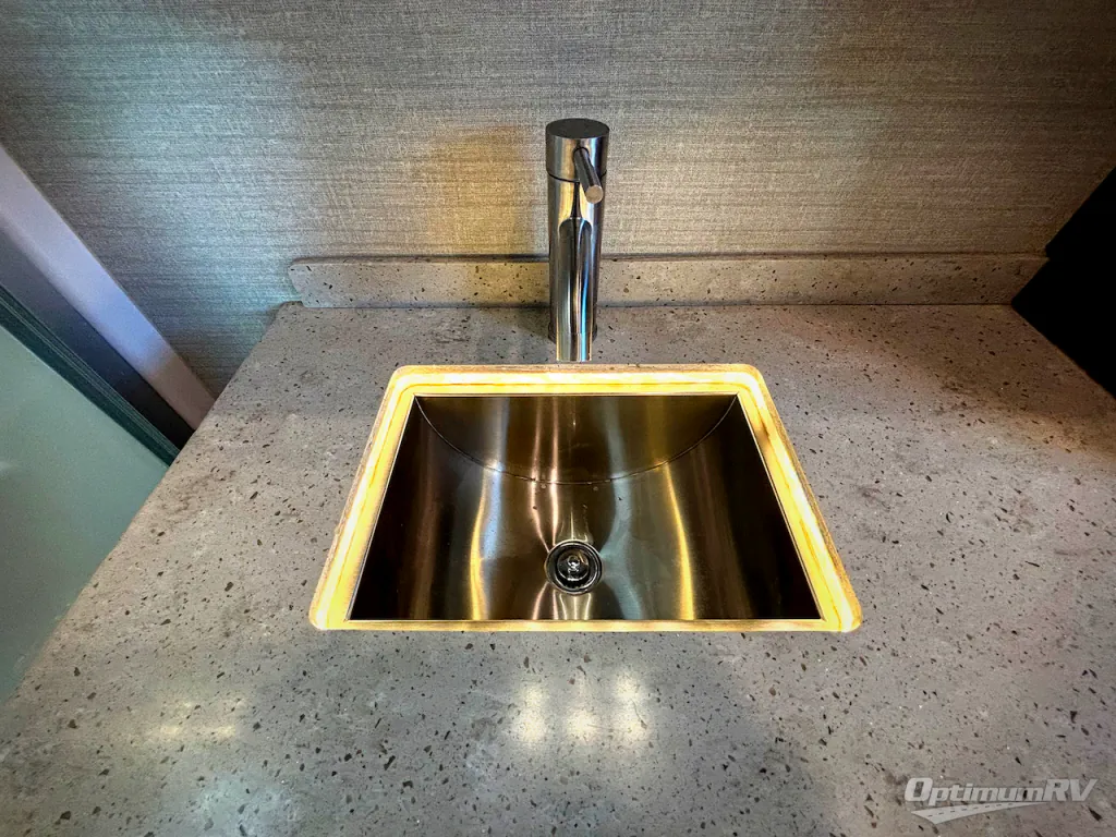 2020 Entegra Coach Emblem 36U, Photos photo 14