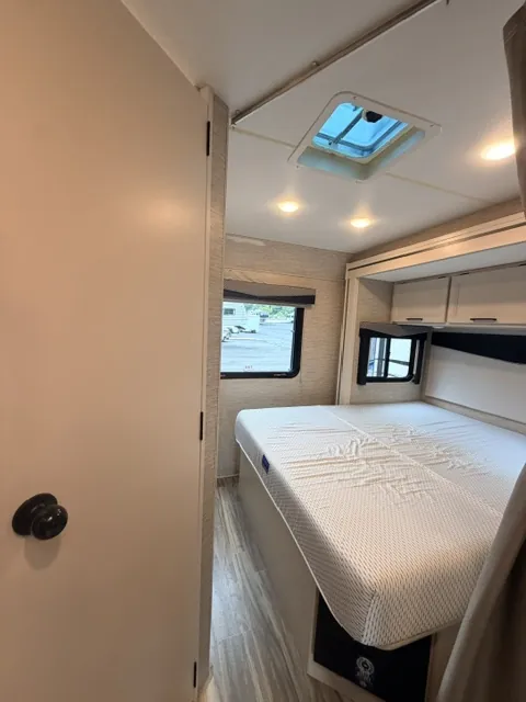 2023 Thor Motor Coach Freedom Elite 22FE, Photos photo 18