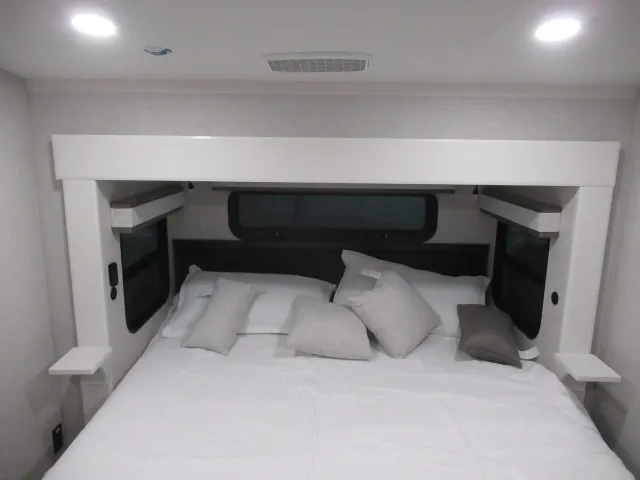 2026 Jayco Pinnacle 36FBTS, Photos photo 41