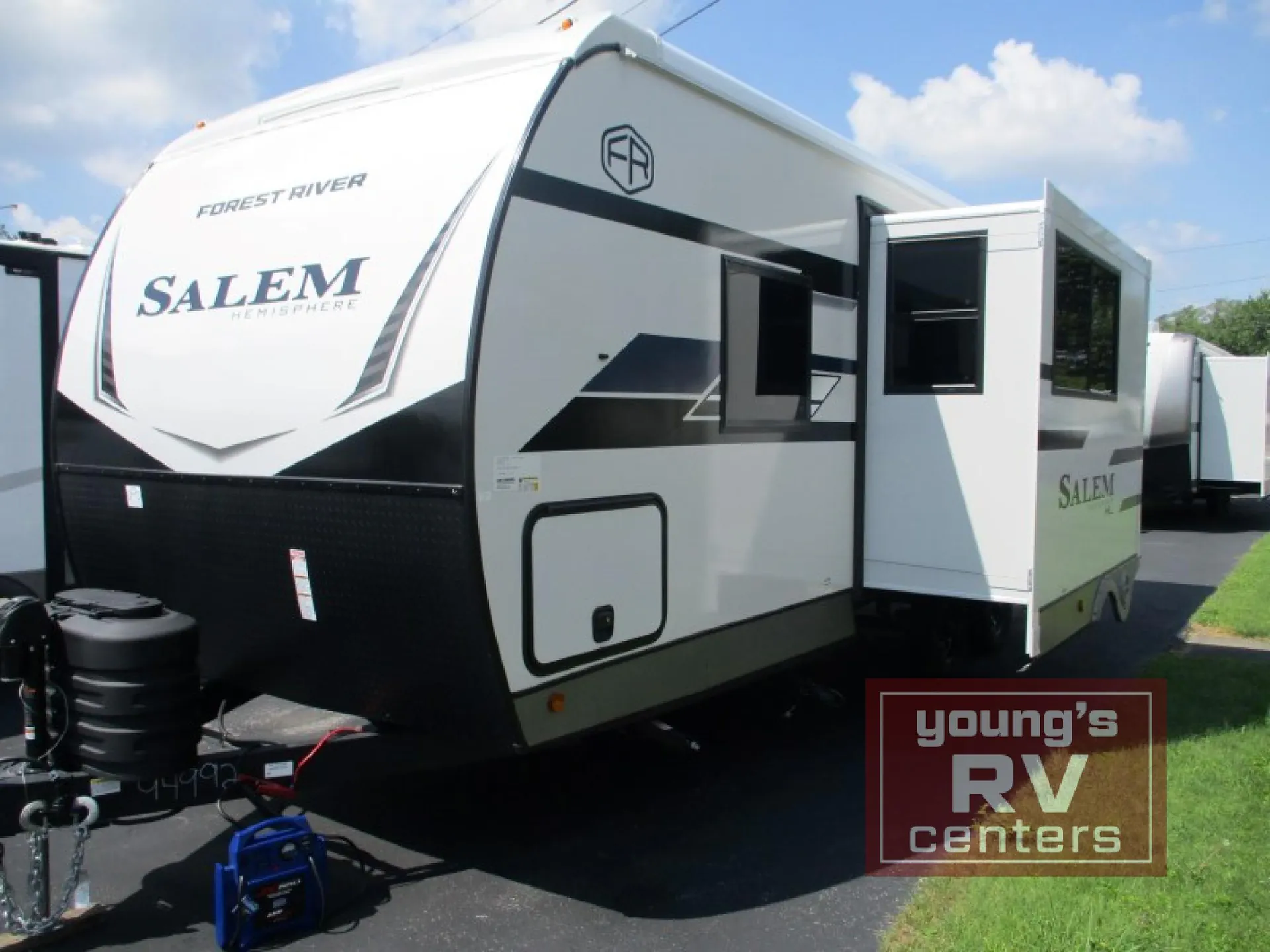 2027 Forest River Salem Hemisphere Hyper-Lyte 245BHHL dealer photo 1 from Young's RV Center