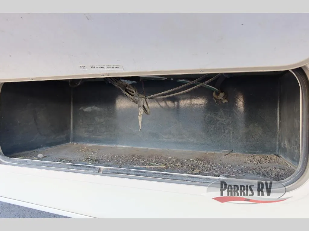2018 Coachmen Leprechaun 310BH - Photo 3