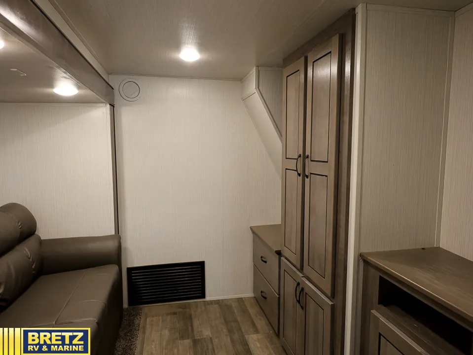 2021 Forest River Cedar Creek 377BH, Photos photo 8