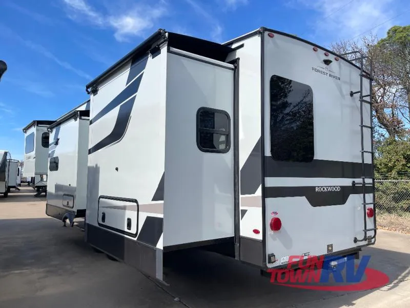 2026 Forest River Rockwood Signature 402SFL - Photo 4