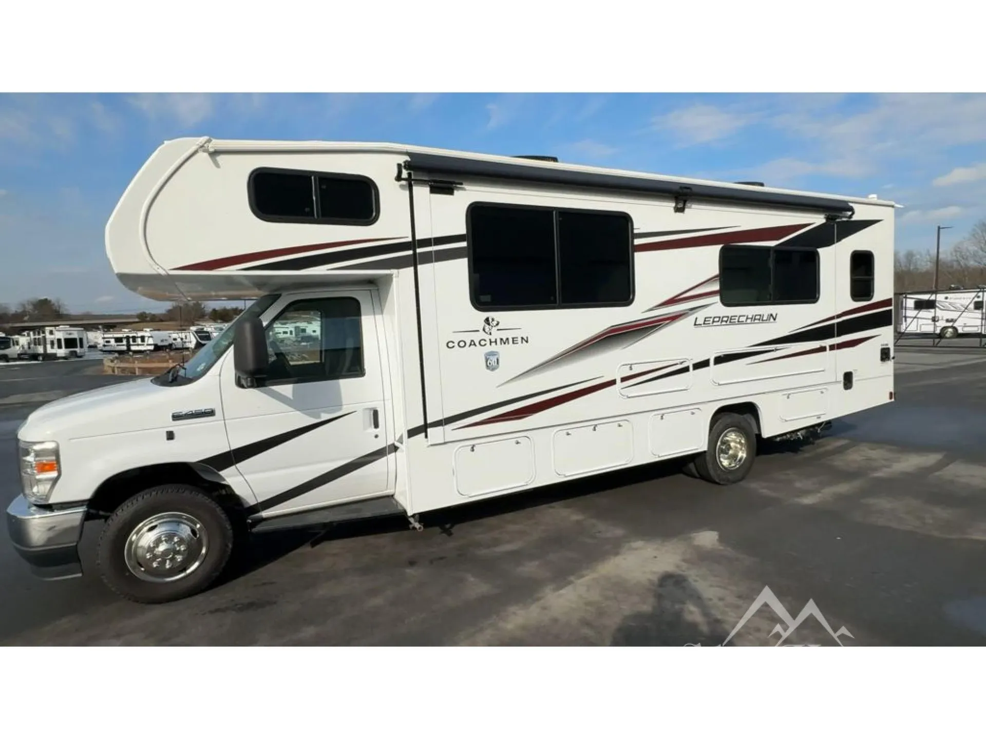 2025 Coachmen Leprechaun 260MB - Photo 3
