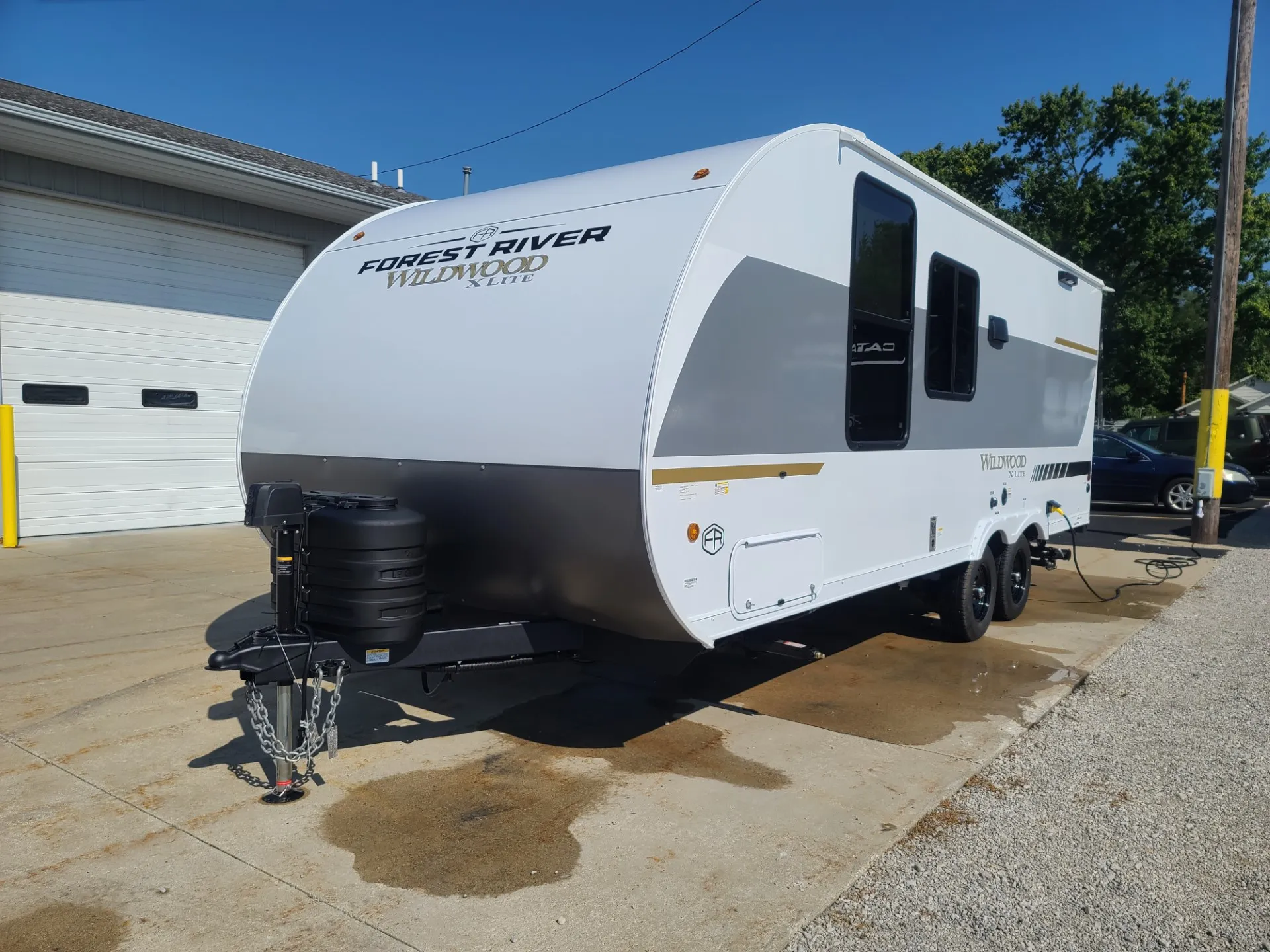 2025 Forest River Wildwood X-Lite 19DBXLX - Photo 4
