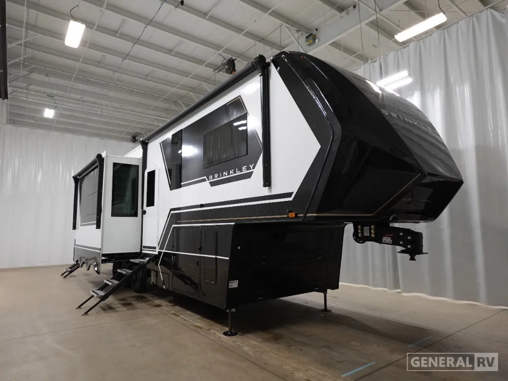 2025 Brinkley Model G 3250 - Photo 2