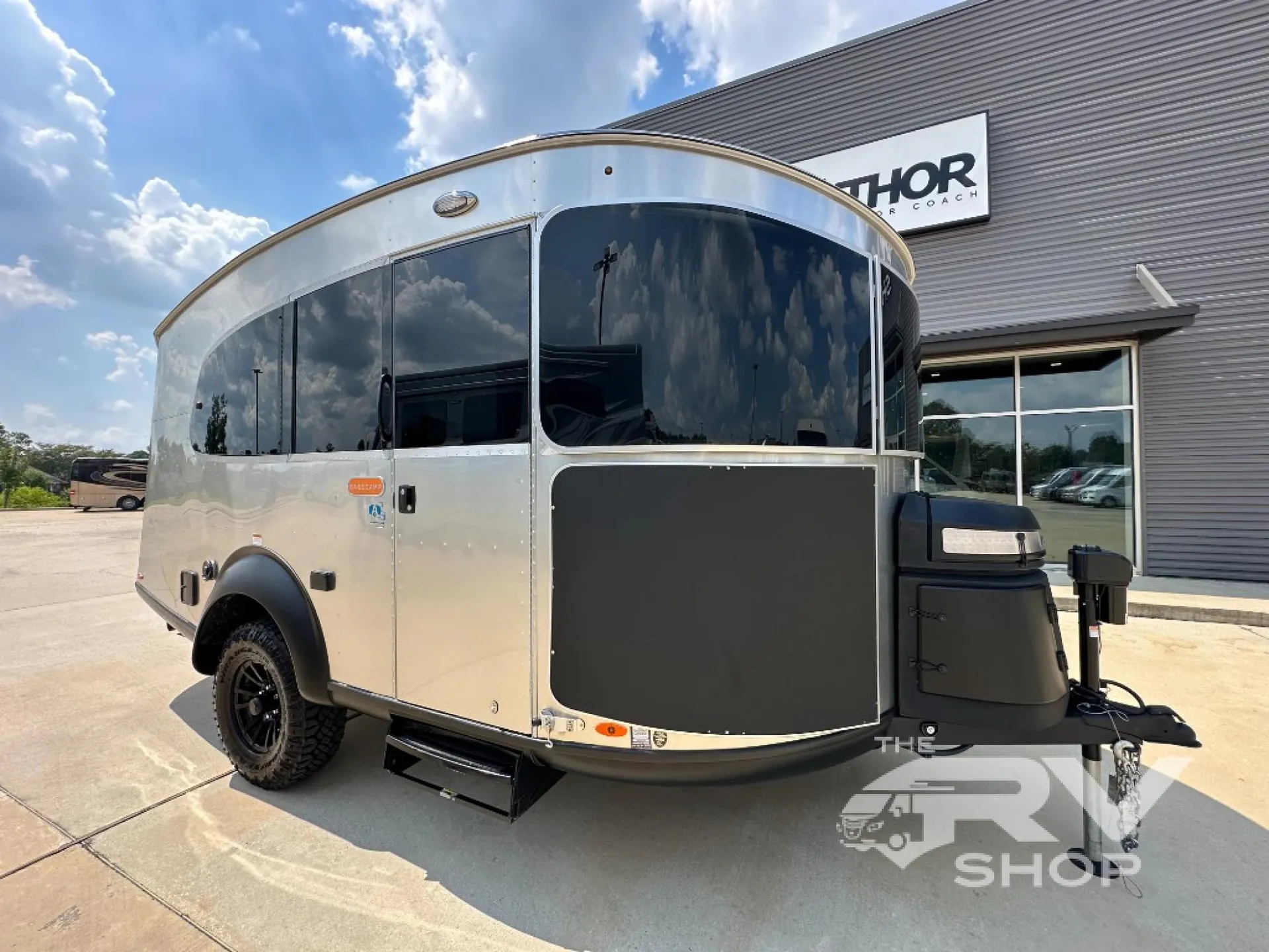 2025 Airstream Basecamp 20XE - Photo 2
