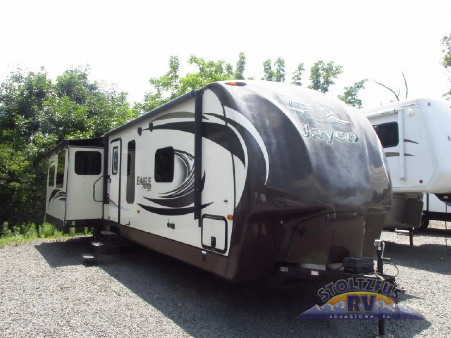 2015 Jayco Eagle 338RETS - Photo 2