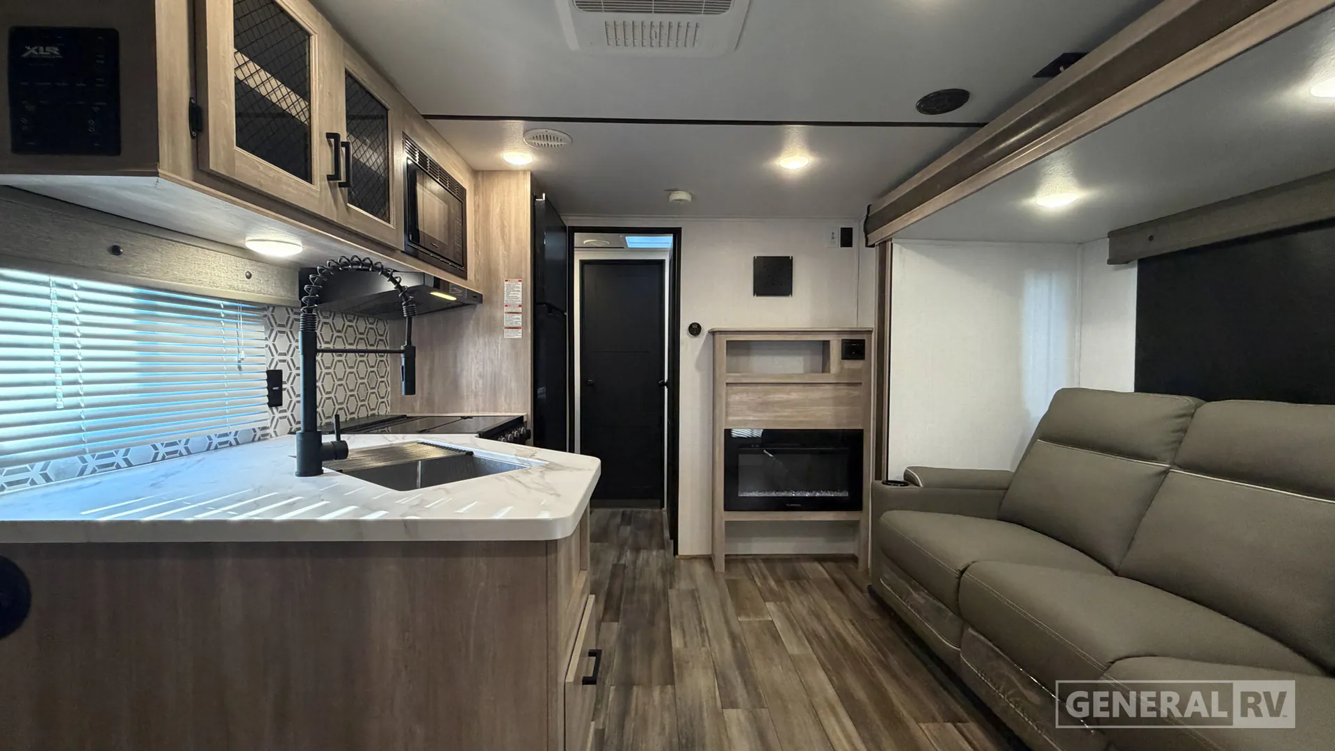 2023 Forest River XLR Micro Boost 27XLRE - Photo 3