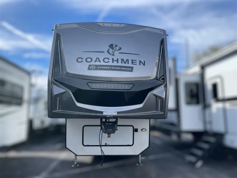 2025 Coachmen Brookstone 318RLL - Photo 3