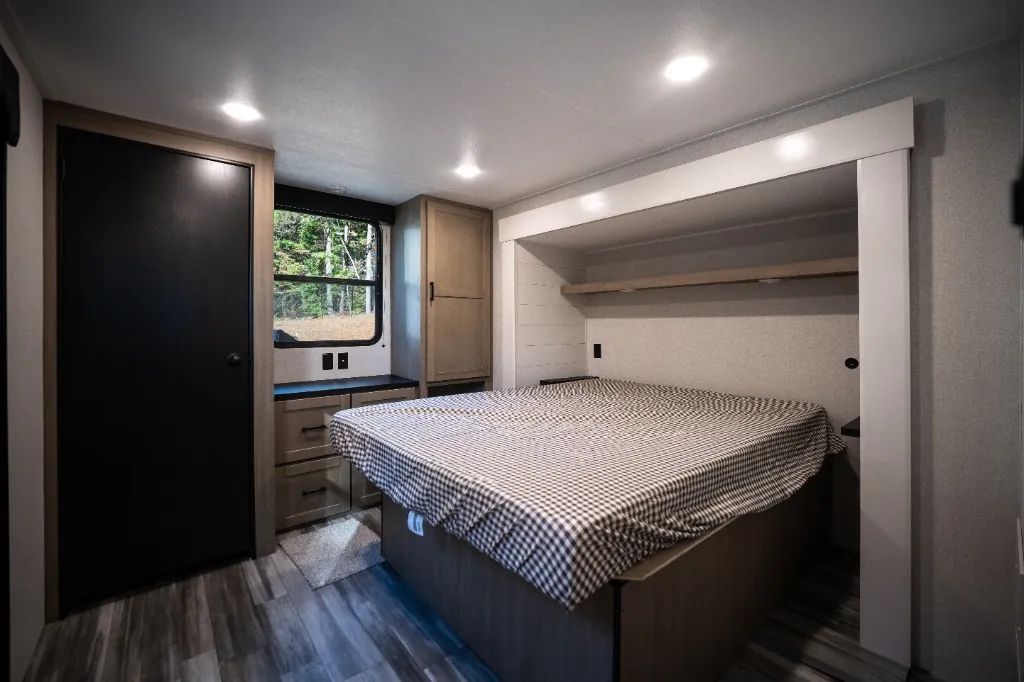 2026 Jayco Jay Flight Bungalow 404LOFT DS, Photos photo 8