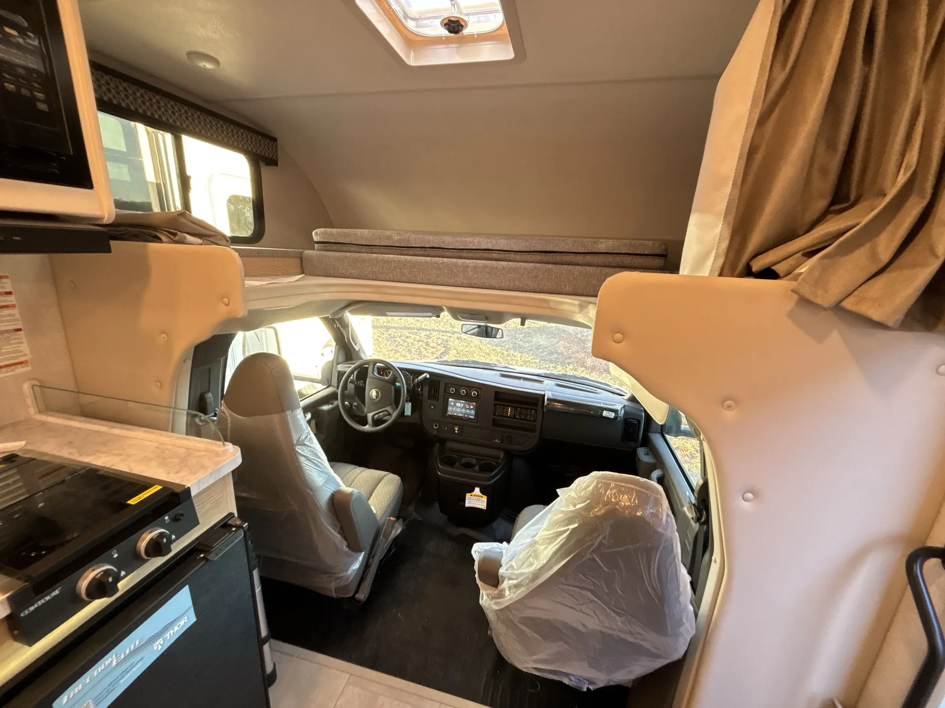 2026 Thor Motor Coach Freedom Elite 19HX - Photo 4