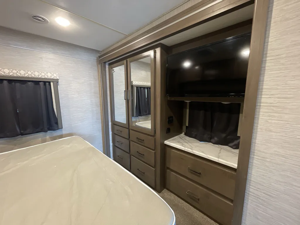 2022 Thor Motor Coach Freedom Traveler A32, Photos photo 14